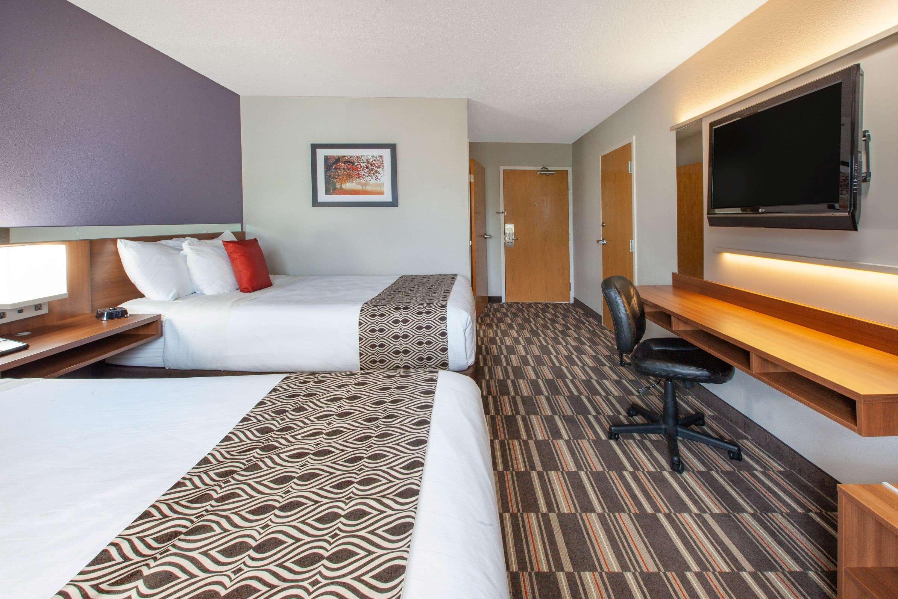 Microtel Inn & Suites By Wyndham Pittsburgh Airport Robinson Township Exterior foto